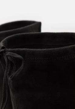 Anna Field Cuissardes - Black 13 Anna Field Cuissardes - Black -Anna Field Boutique 0991f657a3ae460ca64e6169695e5e0c