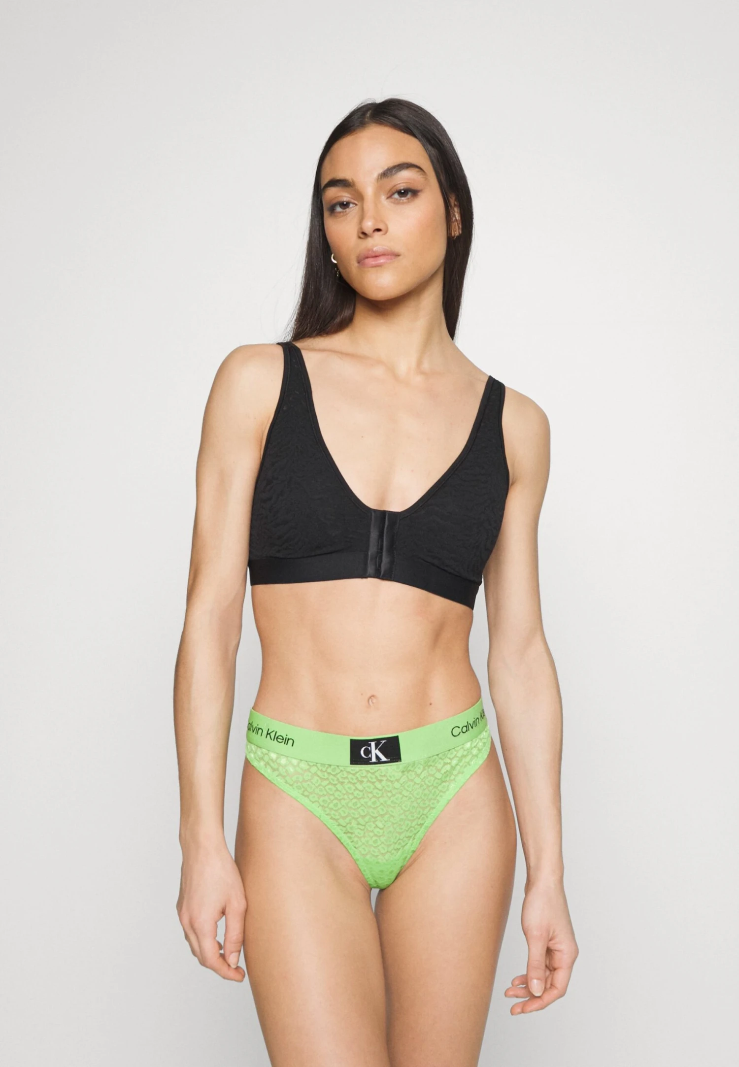 CALVIN KLEIN UNDERWEAR Modern Thong - String - Fabulous Green 4 CALVIN KLEIN UNDERWEAR Modern Thong - String - Fabulous Green – Image 2