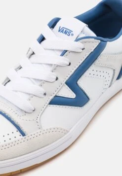 Vans Lowland Unisex - Baskets Basses - Court Navy/White -Anna Field Boutique 1fc0a6d52cd84a9e87cc049378f31a4a