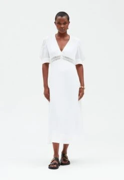 CLAUDIE PIERLOT Rivage - Robe De Jour - Blanc -Anna Field Boutique 22449a754b764444b84f6472394e64cb