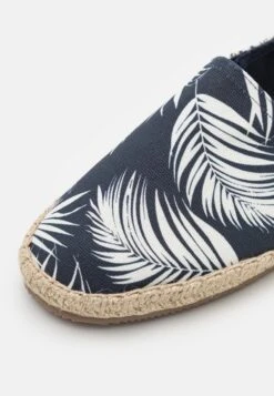 Pier One Unisex - Espadrilles - Dark Blue 13 Pier One Unisex - Espadrilles - Dark Blue -Anna Field Boutique 2434d4031c89494b93e7b492169b9010