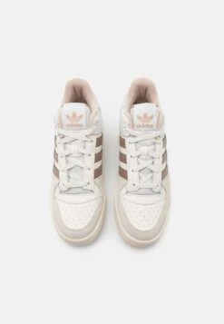 Adidas Originals Forum Unisex - Baskets Basses - Core White/Chalky Brown/Taupe 15 Adidas Originals Forum Unisex - Baskets Basses - Core White/Chalky Brown/Taupe -Anna Field Boutique 3aacf48a51584572acecb25c5d32bba3