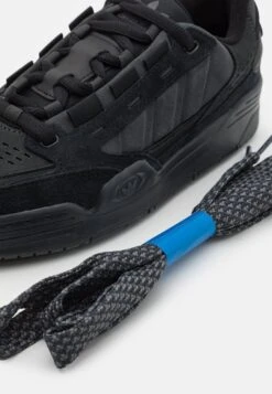 Adidas Originals Adi2000 Unisex - Baskets Basses - Core Black/Carbon -Anna Field Boutique 48389346fb1043ebb24cde28102717cc