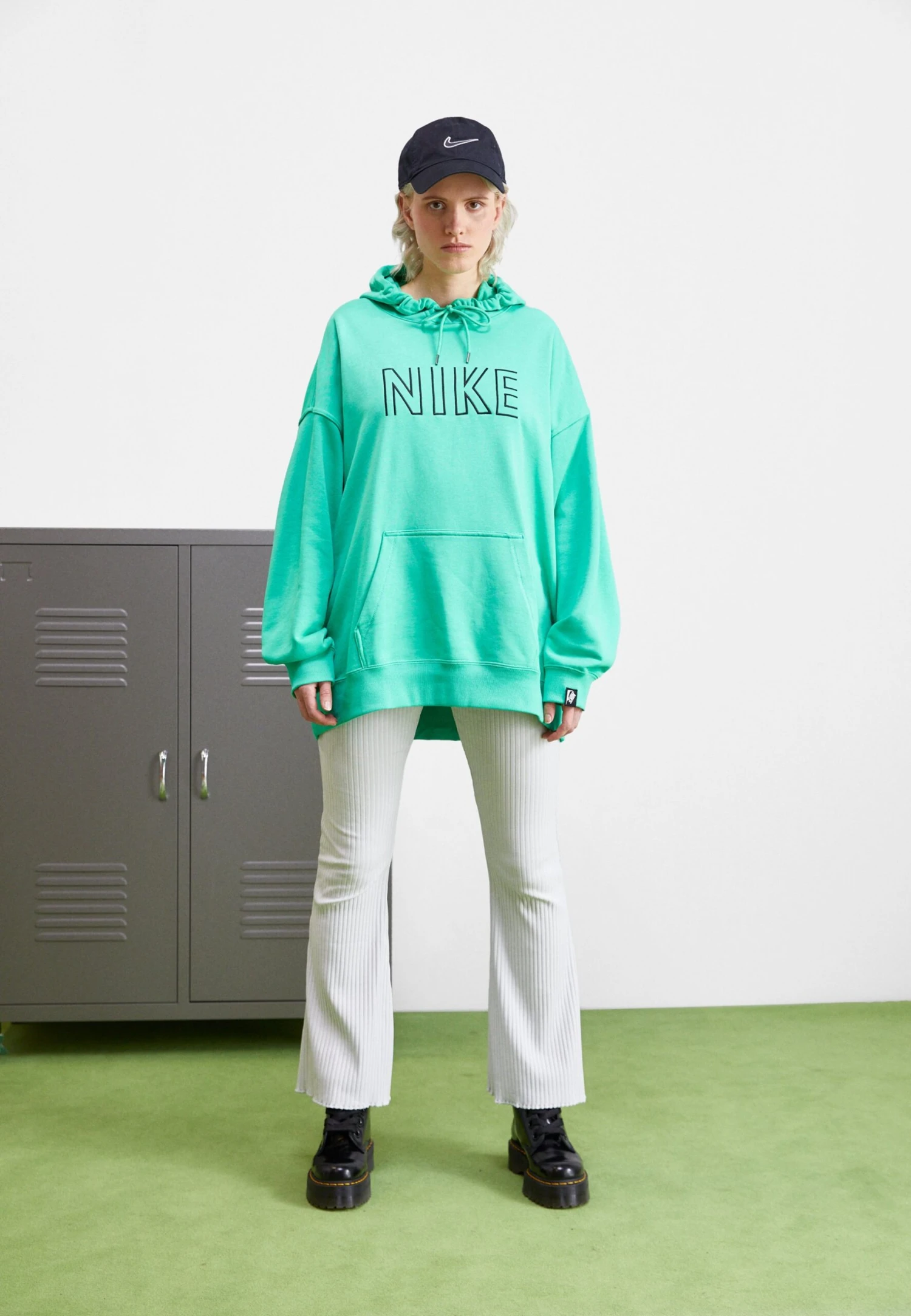 Nike Sportswear Hoodie - Sweatshirt - Spring Green 4 Nike Sportswear Hoodie - Sweatshirt - Spring Green – Image 2