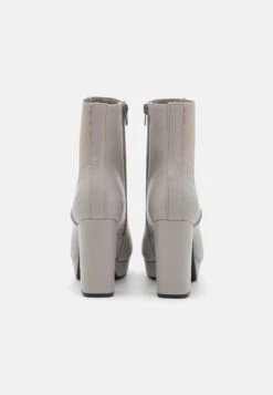 Bottines À Plateau - Grey -Anna Field Boutique 5a50a609668d4b628d310a0ba5263c50