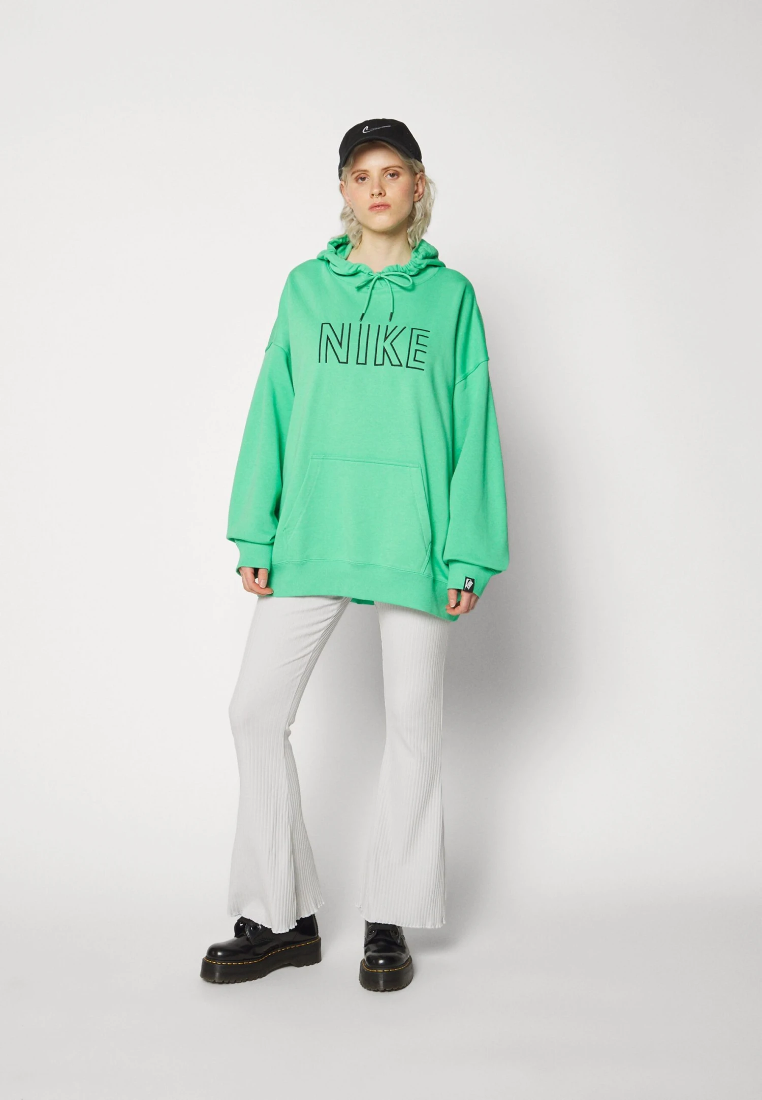 Nike Sportswear Hoodie - Sweatshirt - Spring Green 7 Nike Sportswear Hoodie - Sweatshirt - Spring Green – Image 5