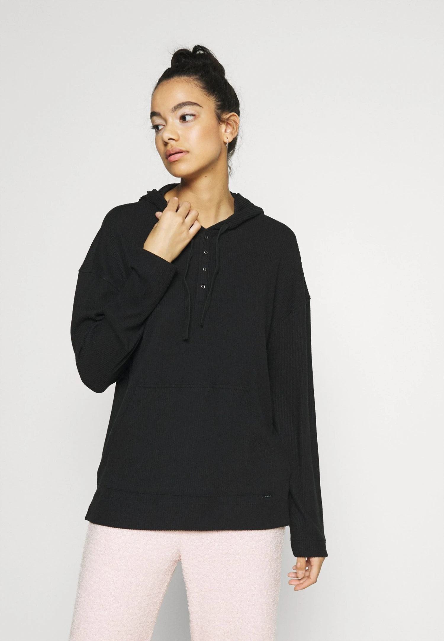 CALVIN KLEIN UNDERWEAR Ease Hoodie - Haut De Pyjama - Black 3 CALVIN KLEIN UNDERWEAR Ease Hoodie - Haut De Pyjama - Black