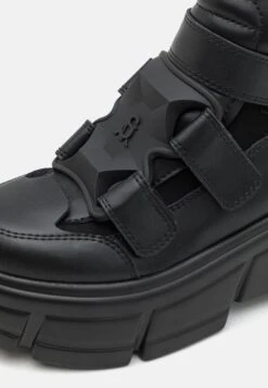 Steve Madden Trimmers - Baskets Montantes - Black 15 Steve Madden Trimmers - Baskets Montantes - Black -Anna Field Boutique 7eaed5cff0ea43438c0e4484cc41dbf7