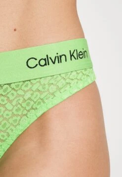 CALVIN KLEIN UNDERWEAR Modern Thong - String - Fabulous Green 11 CALVIN KLEIN UNDERWEAR Modern Thong - String - Fabulous Green -Anna Field Boutique 81efd2cc319443ae9c3451069fe81312