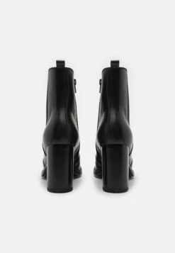 Leather - Bottines À Talons Hauts - Black 11 Leather - Bottines À Talons Hauts - Black -Anna Field Boutique 8285c3f6f7d94045bb79e27db56d5a46