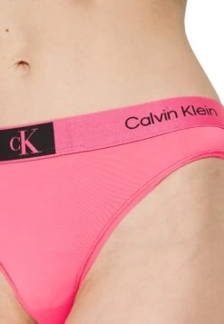 CALVIN KLEIN UNDERWEAR Modern Thong - String - Cerise Lipstick -Anna Field Boutique 97dbf8dc72764fc0987c5ee5fcf7fd43