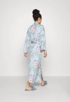 Anna Field Floral Robe - Peignoir - Blue 10 Anna Field Floral Robe - Peignoir - Blue -Anna Field Boutique a993fdd81fac4d6e8a2b4bc9e3d07a0d