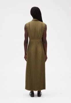 CLAUDIE PIERLOT Respect - Robe Chemise - Lichen -Anna Field Boutique aa9152ef6b964ef1b6f9f26de21ad453