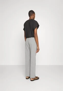 MAX & Co. Grissino - Pantalon Classique - Light Grey -Anna Field Boutique b3e9b4e4dbe843fcafdadf21edd6d4a5