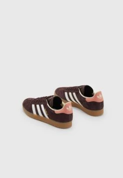 Adidas Originals Gazelle - Baskets Basses - Shadow Brown/Cream White 15 Adidas Originals Gazelle - Baskets Basses - Shadow Brown/Cream White -Anna Field Boutique c5ce6c0a8f1b46b499b16b876e523490