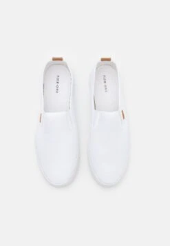 Pier One Unisex - Mocassins - White 11 Pier One Unisex - Mocassins - White -Anna Field Boutique cab355a5a66847138fab0310c479705c