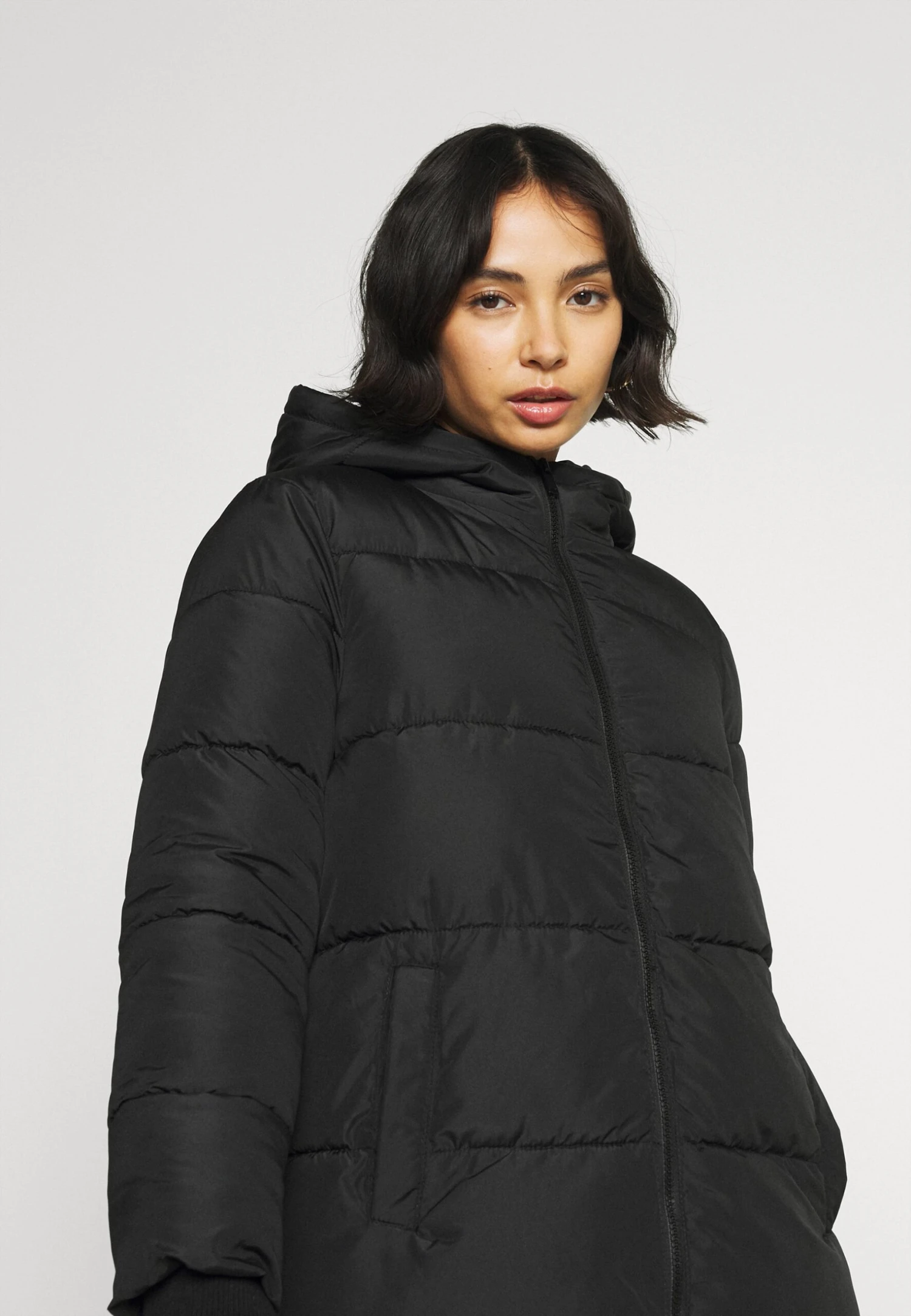 Pieces Petite Pcbee New Long Puffer Jacket - Manteau D'Hiver - Black 6 Pieces Petite Pcbee New Long Puffer Jacket - Manteau D'Hiver - Black – Image 4